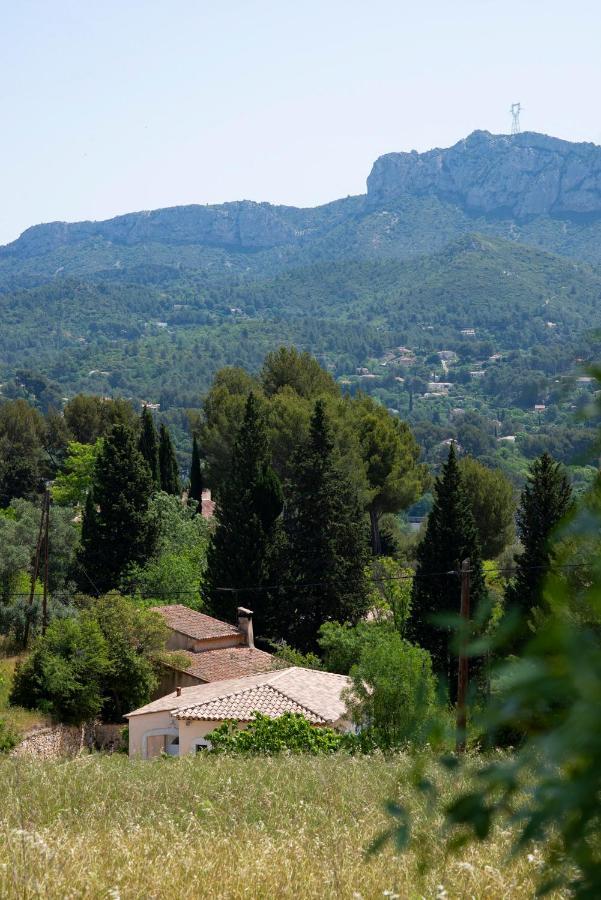 לינה וארוחת בוקר Roquevaire Les Manaux En Provence מראה חיצוני תמונה